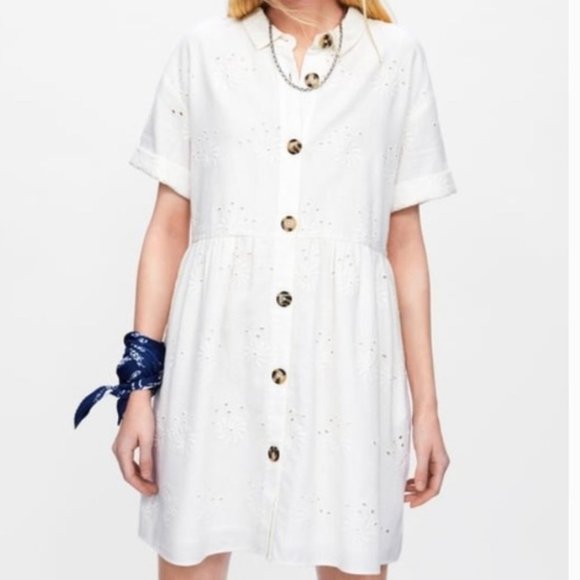 Zara Dresses & Skirts - Zara White Eyelet Cutwork Button Front Dress Sz Sm